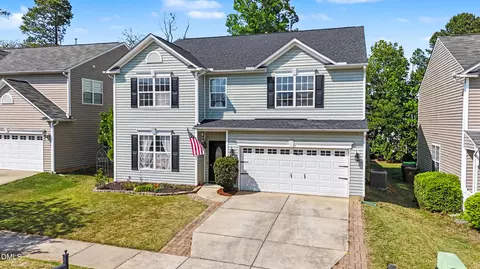 141 Jasper Point Dr, Holly Springs, NC 27540