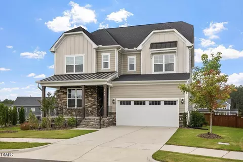 245 N Crest Dr, Chapel Hill, NC 27517