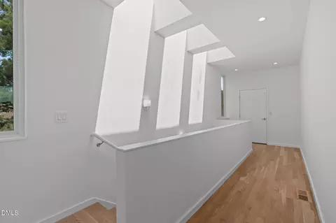 Entry Way - 808 Glendale Ave, Durham, NC 27701 photo 4 of 5