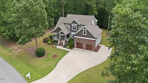 331 Forest Oaks Dr, Archer Lodge, NC 27527