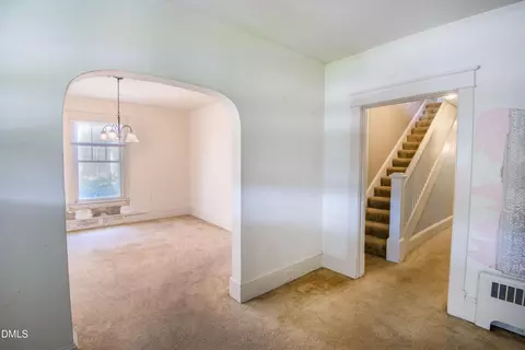 Entry Way - 204 E Baker St, Tarboro, NC 27886 photo 4 of 4