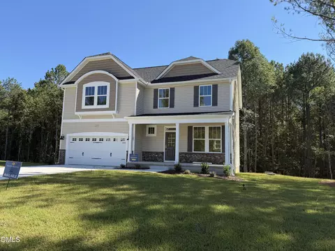605 Grand Griffon Way, Lillington, NC 27546