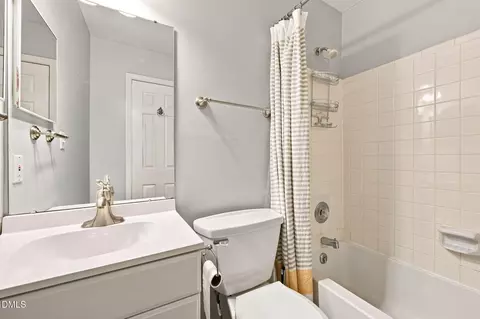 Bath - 3336 Lassiter St, Durham, NC 27707 photo 1 of 2