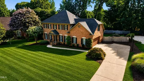 704 Glendevon Ct N, Whitsett, NC 27377