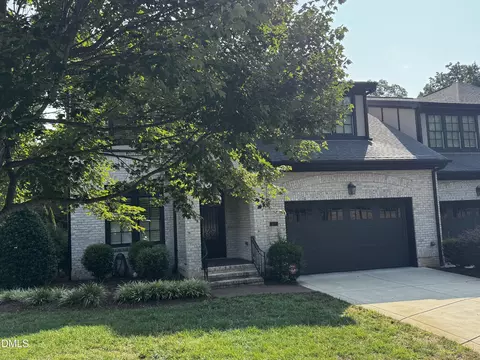 1347 Queensferry Rd, Cary, NC 27511