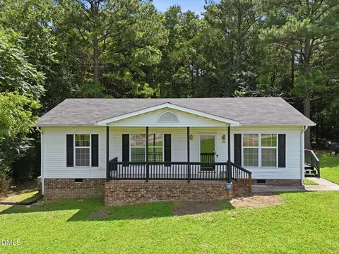 104 Pine Forest Dr, Henderson, NC 27536