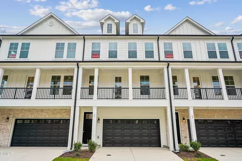 37 E Tiger Lily Trl # 56, Clayton, NC 27527