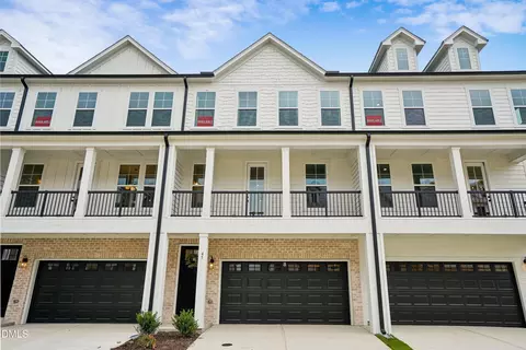 45 E Tiger Lily Trl, Clayton, NC 27527