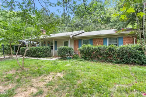 5207 Fieldbrook Dr, Greensboro, NC 27455