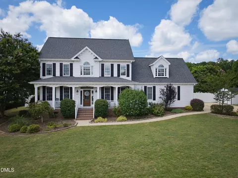 6616 Wavcott Dr, Fuquay Varina, NC 27526