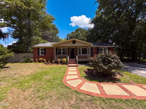 4060 Rosehill Rd, Fayetteville, NC 28311