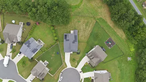 1404 Sage Tree Dr, Zebulon, NC 27597
