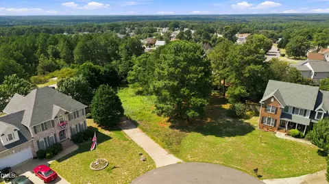 181 Vail Ct, Sanford, NC 27332