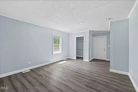 Living - 1330 E Hanrahan Rd, Ayden, NC 28513 photo 5 of 6