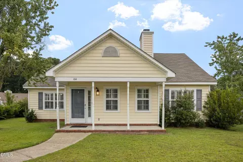 104 Juniper Ct, Rocky Mount, NC 27804