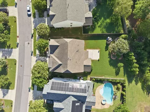 View/Area - 426 Powers Ferry Rd, Cary, NC 27519 photo 2 of 4
