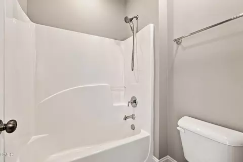 Bath - 426 Powers Ferry Rd, Cary, NC 27519 photo 6 of 6