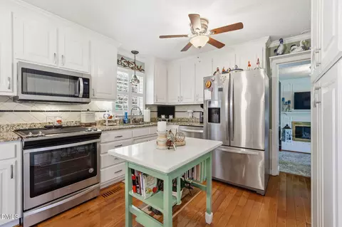 Kitchen - 913 W Core Rd, Dunn, NC 28334 photo 2 of 6