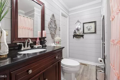 Bath - 913 W Core Rd, Dunn, NC 28334 photo 1 of 2