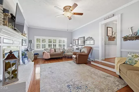 Living - 913 W Core Rd, Dunn, NC 28334 photo 2 of 2