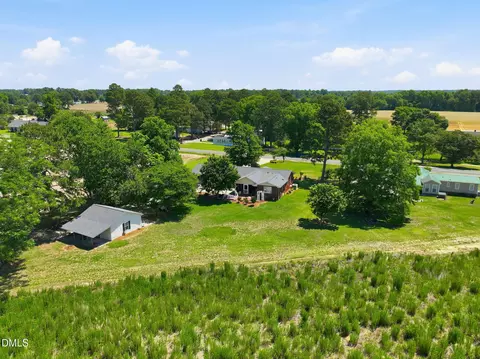 View/Area - 913 W Core Rd, Dunn, NC 28334 photo 5 of 5