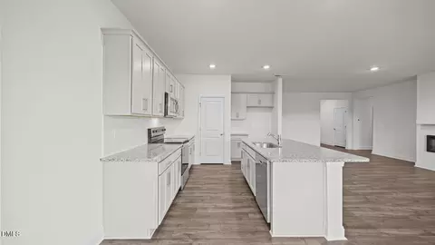 Kitchen - 10532 Beard Way, Bailey, NC 27807 photo 2 of 2