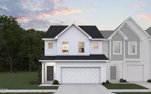 416 Barrington Key Dr, Zebulon, NC 27597