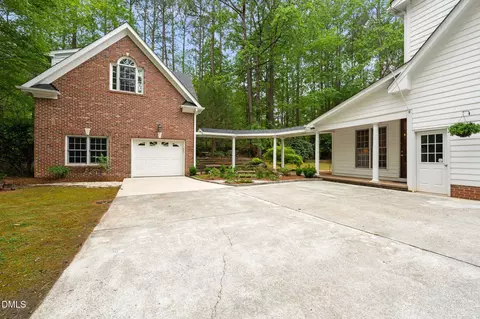 Exterior - 5809 Stone Spring Rd, Raleigh, NC 27613 photo 10 of 14