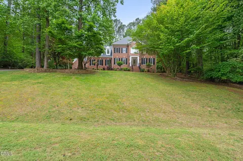 Exterior - 5809 Stone Spring Rd, Raleigh, NC 27613 photo 13 of 14