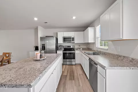 Kitchen - 1007 Bent Willow Dr, Durham, NC 27704 photo 3 of 3