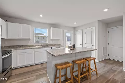Kitchen - 1007 Bent Willow Dr, Durham, NC 27704 photo 2 of 3