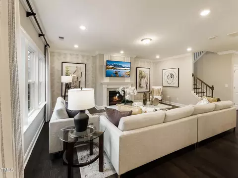 Living - 53 Stoddard Ln, Garner, NC 27529 photo 2 of 3