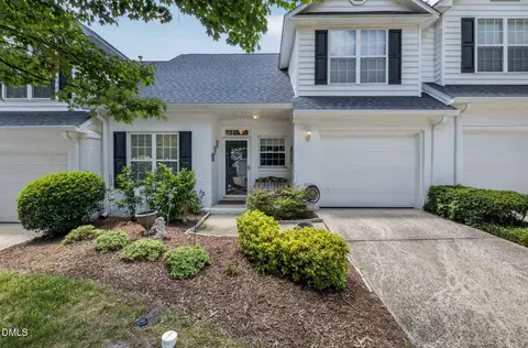 1603 Poets Glade Dr, Apex, NC 27523