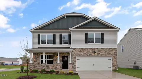 579 Swift Creek Farm Ln, Clayton, NC 27520