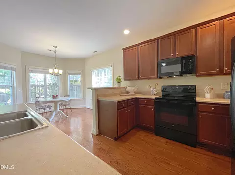 Kitchen - 152 Sharp Top Trl, Apex, NC 27502 photo 2 of 3