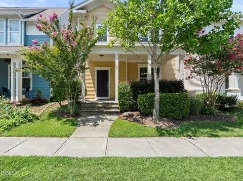 19 Pokeberry Bend Dr, Chapel Hill, NC 27516