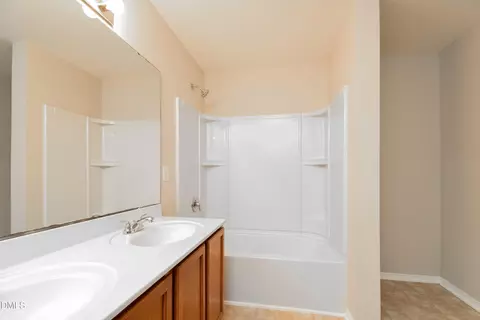 Bath - 17 Eddy Trl, Durham, NC 27703 photo 1 of 3