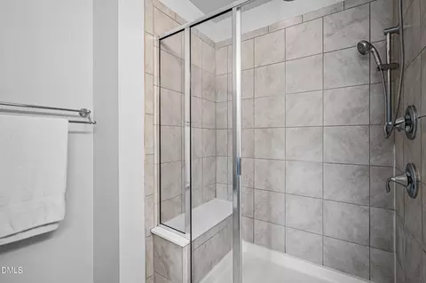 Bath - 84 Intuition Cir, Durham, NC 27705 photo 5 of 5