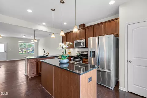 Kitchen - 84 Intuition Cir, Durham, NC 27705 photo 4 of 5