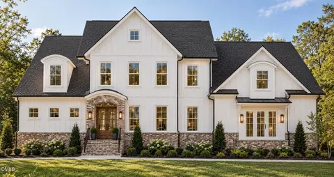 160 Black Bear Ct, Chapel Hill, NC 27516