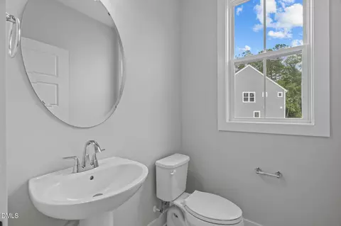 Bath - 501 Plumleaf Ln, Durham, NC 27703 photo 1 of 5