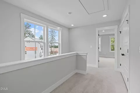 Entry Way - 501 Plumleaf Ln, Durham, NC 27703 photo 3 of 6