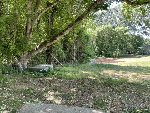 39 Thompson Rd, Graham, NC 27253 photo 4