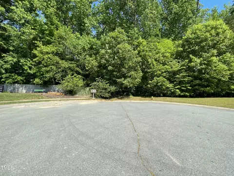 39 Thompson Rd, Graham, NC 27253 photo 9