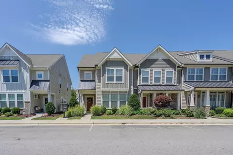 960 Ambergate Sta, Apex, NC 27502