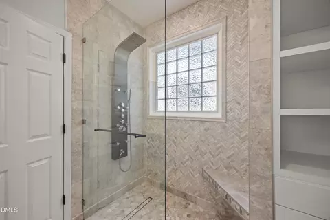Bath - 2614 Oleander Dr, Durham, NC 27703 photo 2 of 4