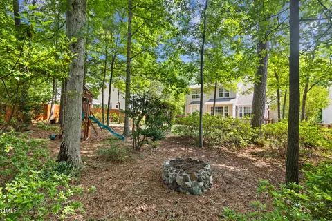 Exterior - 2614 Oleander Dr, Durham, NC 27703 photo 9 of 12