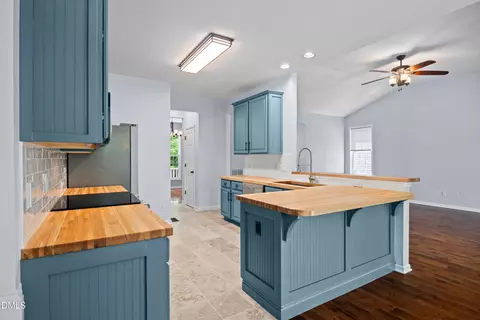 Kitchen - 2614 Oleander Dr, Durham, NC 27703 photo 5 of 7