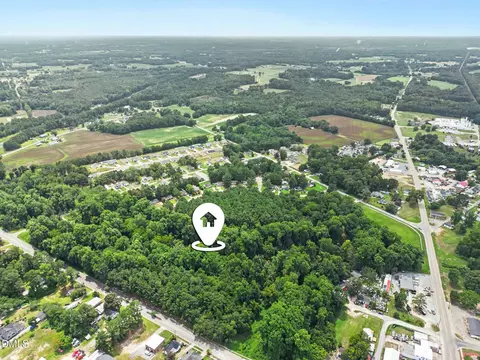 300 S Main St, Four Oaks, NC 27524