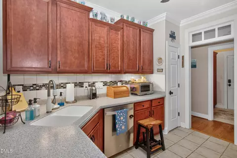 Kitchen - 62 Meredith Ct, Garner, NC 27529 photo 3 of 3